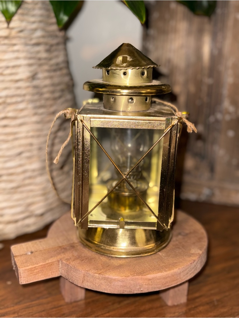 Ship Lantern Nautical Brass Color Oil Lamp 9 In Tall